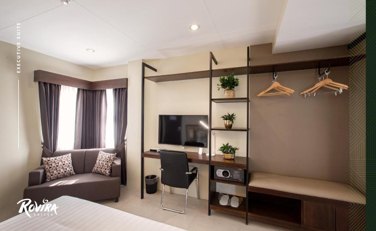Rovira Suites Dumaguete City Kültér fotó